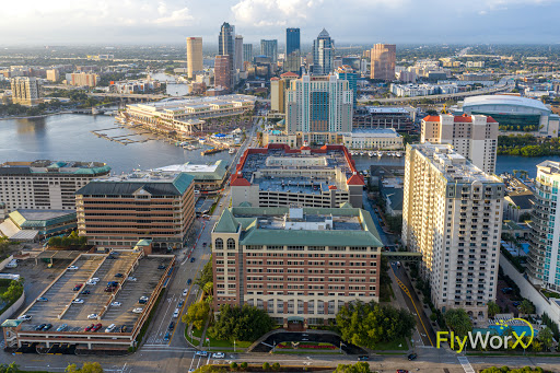 Commercial real estate inspector in Tampa